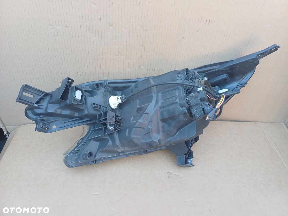 Nissan Note II E12 lampa prawy przod Europa - 12
