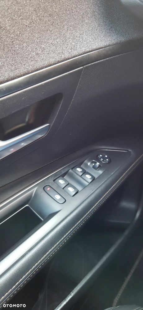 Peugeot 3008 1.5 BlueHDi GT Pack S&S EAT8 - 30