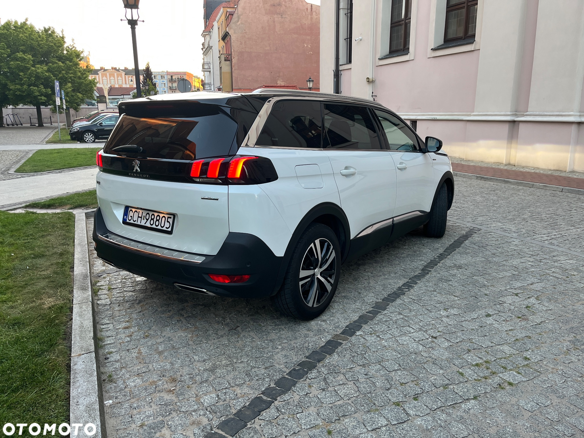 Peugeot 5008 PureTech 180 EAT8 Stop & Start GT - 5