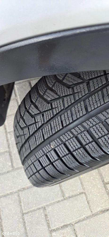 Ford Kuga 1.6 EcoBoost 2x4 Trend - 26