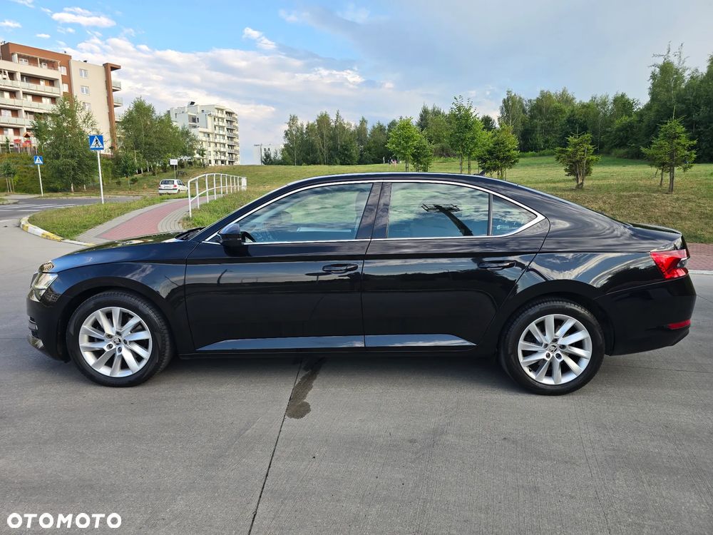 Skoda Superb - 24