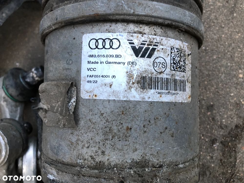 WÓZEK SANKI PRZOD PRZEDNIE Q7 4M LIFT 23- Inne 4M0399315T 4M1399345F - 7