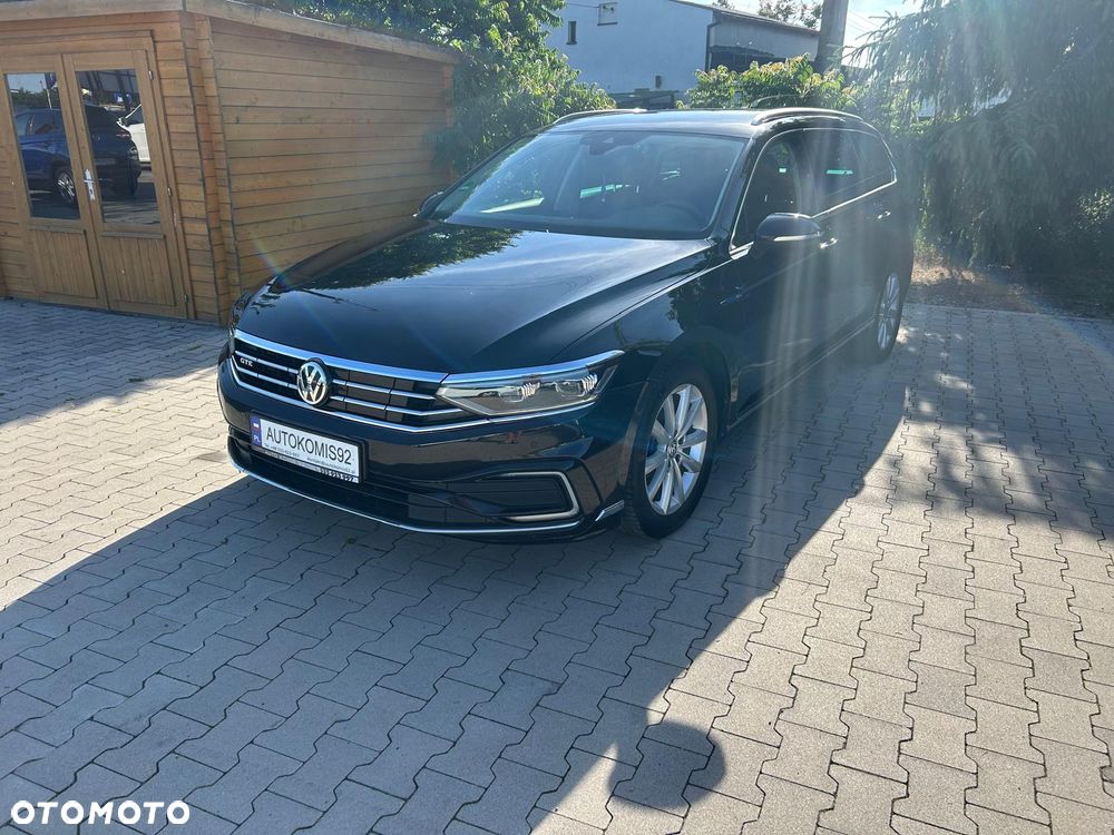 Volkswagen Passat - 13