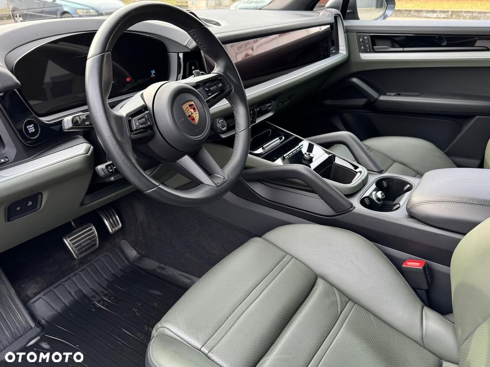 Porsche Cayenne - 17