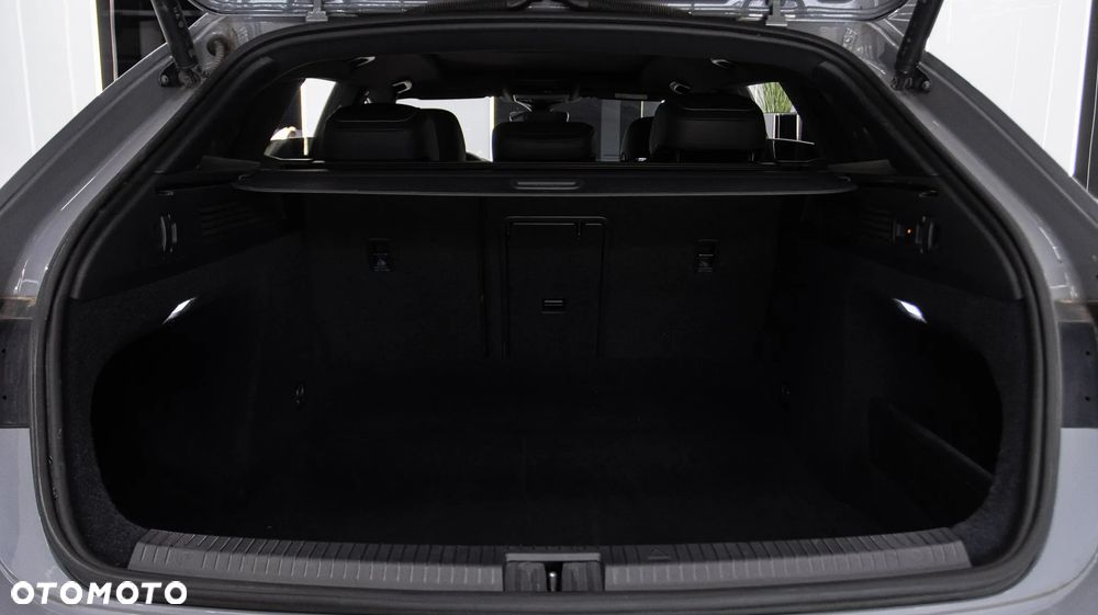 Volkswagen Arteon 2.0 TDI R-Line DSG - 38