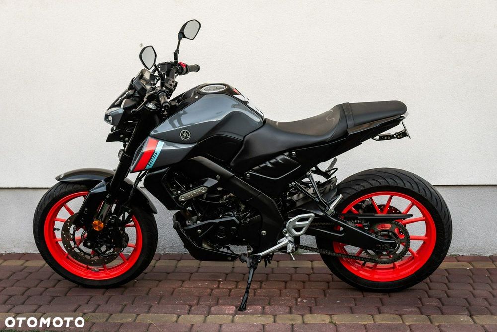 Yamaha MT - 5