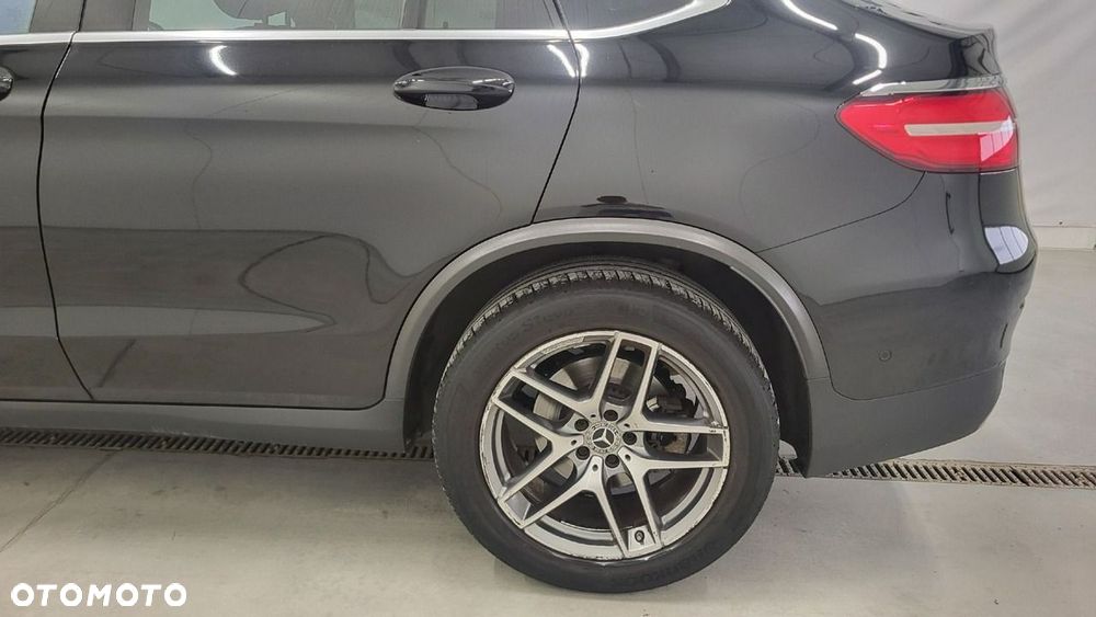 Mercedes-Benz GLC - 9