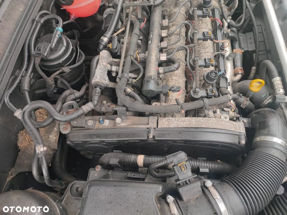 VECTRA C SIGNUM ZAFIRA B SILNIK KOMPLETNY 1.9 CDTI Z19DTH 150KM - silnik w aucie - 4