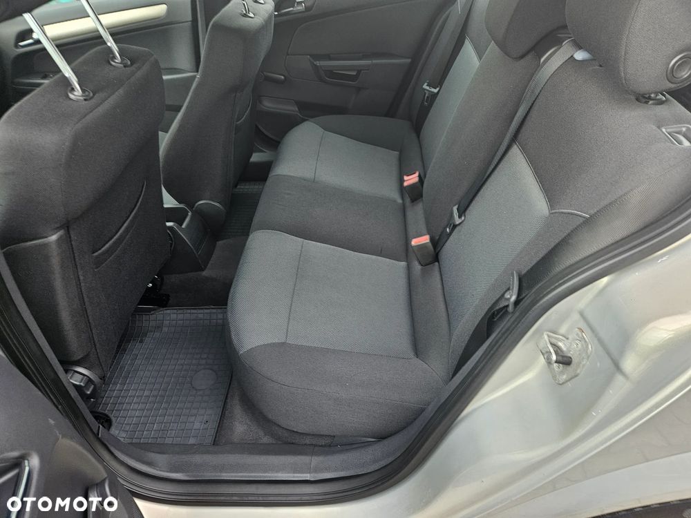 Opel Astra 1.6 Catch me - 8
