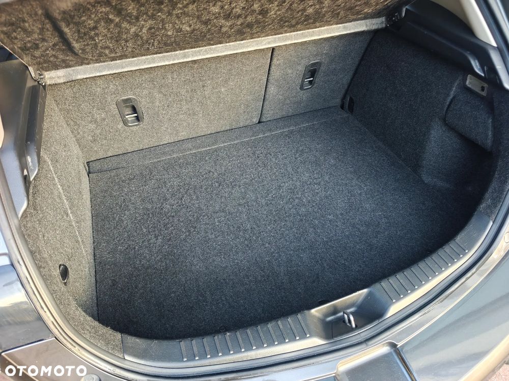 Mazda 3 2.0 MZR DISI Exclusive-Line - 21