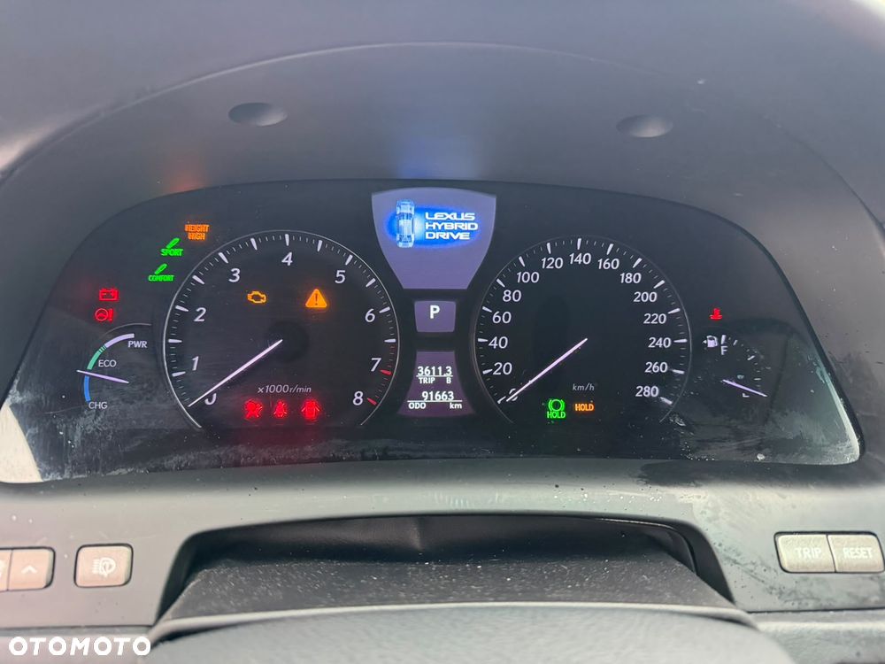 Lexus LS - 20