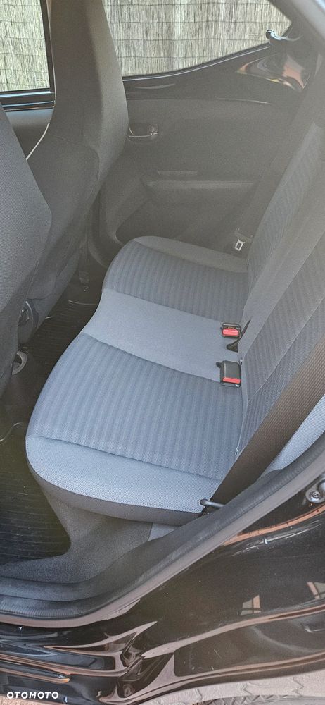 Toyota Aygo x-play connect - 16