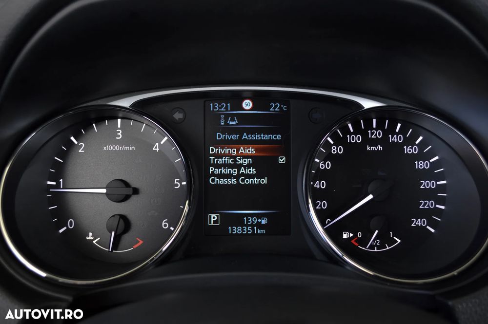 Nissan X-Trail 2.0 dCi Xtronic N-Connecta - 24
