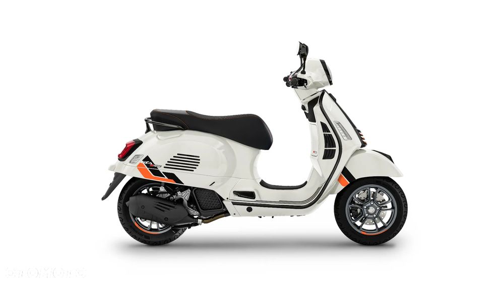 Vespa GTS - 6