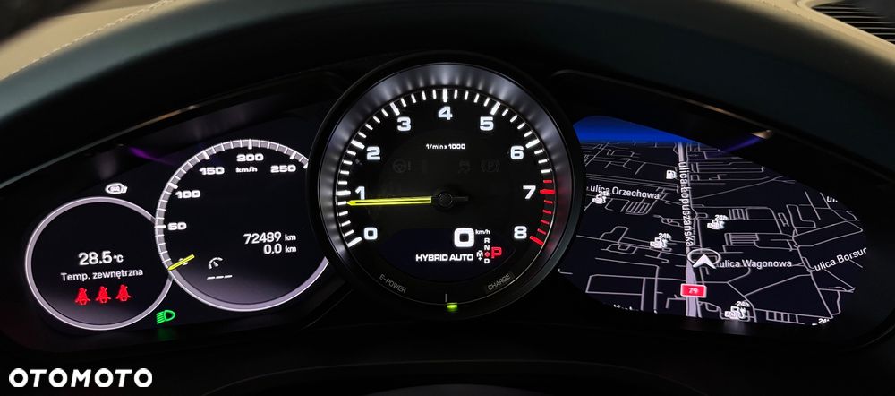 Porsche Cayenne - 15