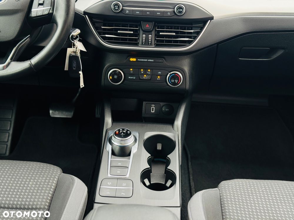 Ford Focus 1.5 EcoBlue Start-Stopp-System TITANIUM DESIGN - 7