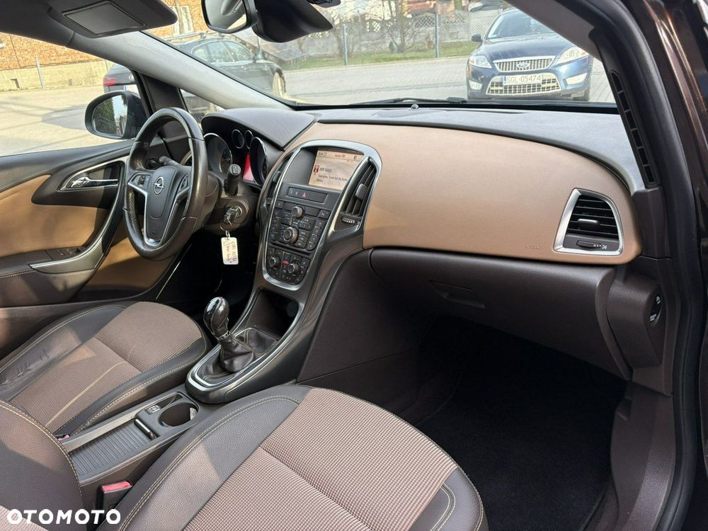 Opel Astra - 14