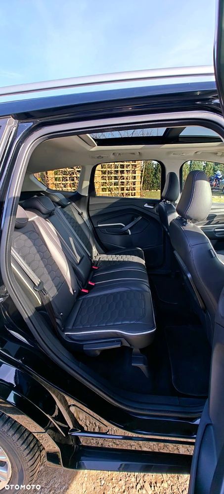 Ford Kuga Vignale 2.0 TDCi AWD - 18