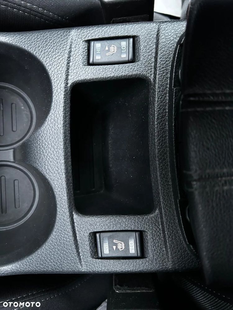 Nissan Qashqai 1.3 DIG-T TEKNA - 29