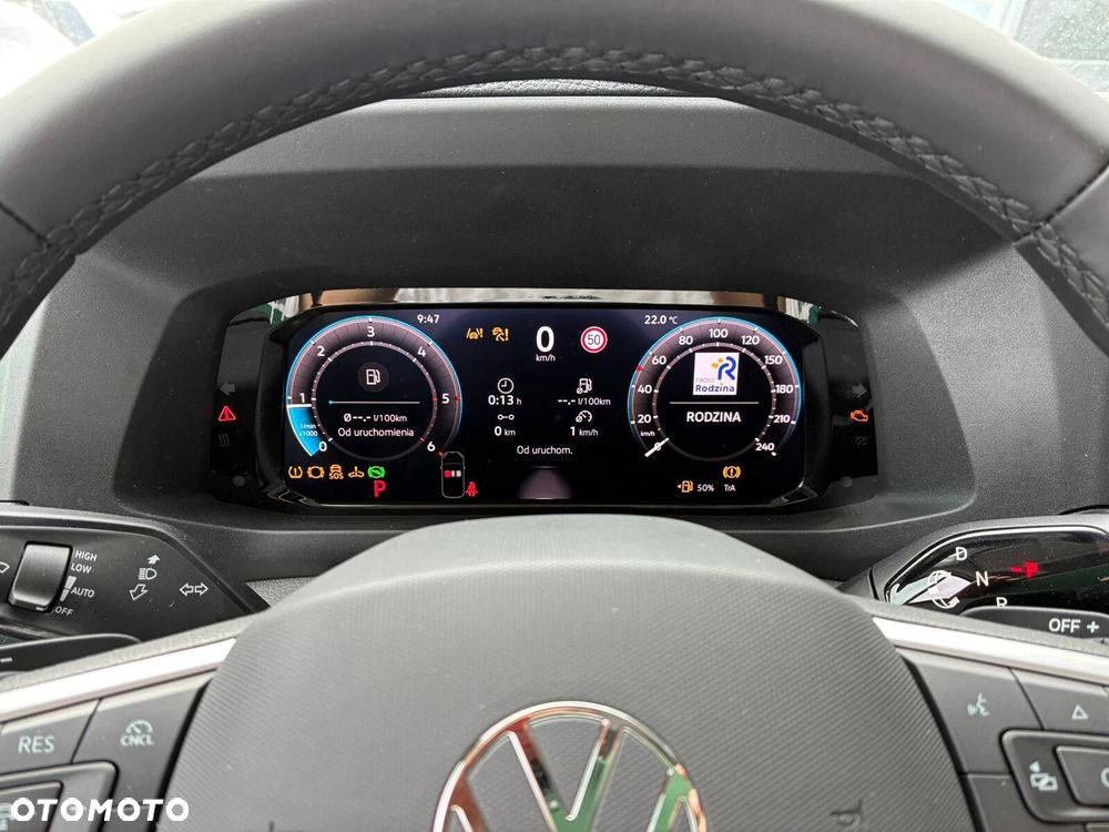 Volkswagen Crafter 35 Furgon z wysokim dachem 2,0 177 KM /Automatyczna r. o. 4490 mm - 23