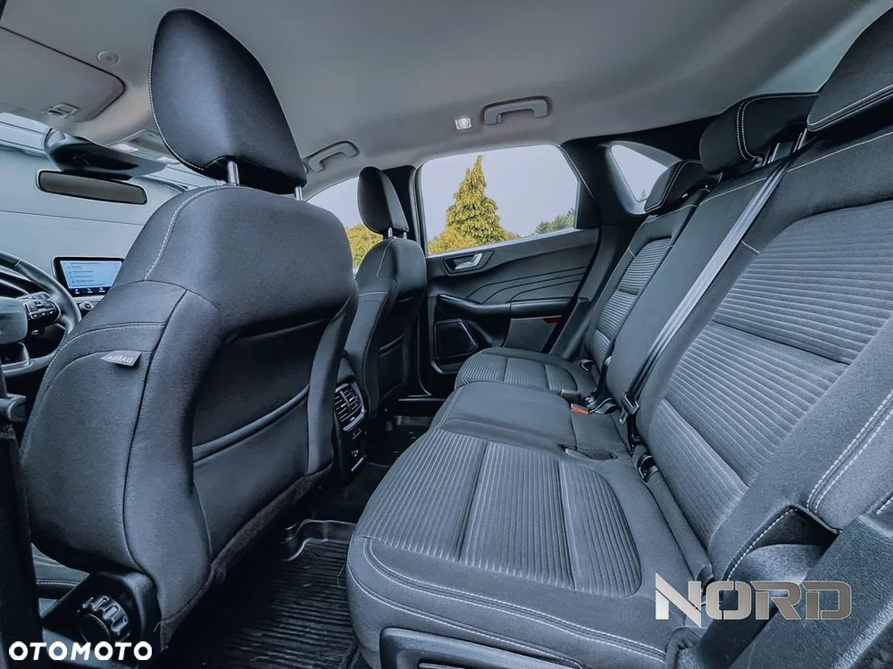 Ford Kuga 1.5 EcoBlue FWD Titanium - 33