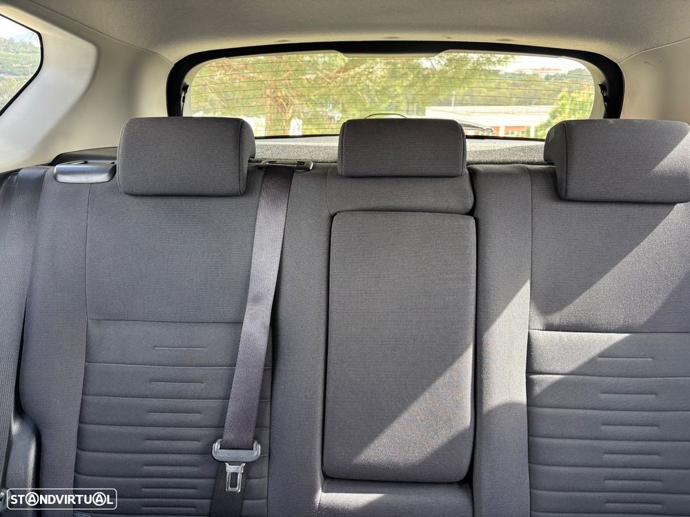 Toyota Auris 1.4 D-4D Comfort - 27