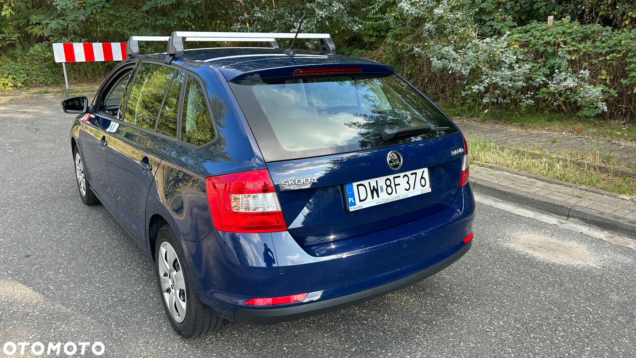 Skoda RAPID 1.2 TSI Ambition - 3