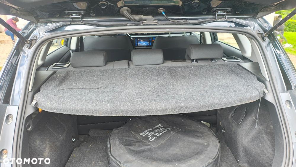 Toyota Auris 1.6 Premium - 9