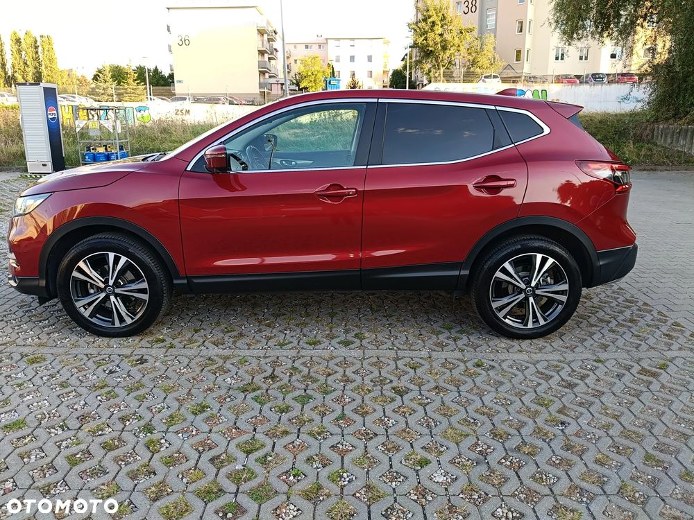 Nissan Qashqai 1.6 DIG-T N-Connecta - 6