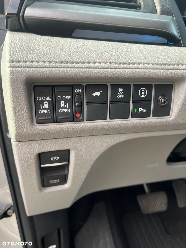 Honda Odyssey - 16