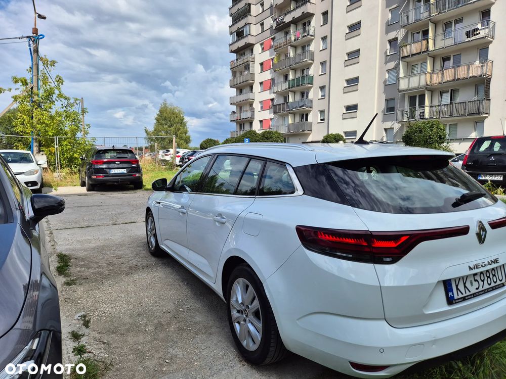 Renault Megane E-TECH 160 BUSINESS EDITION - 4