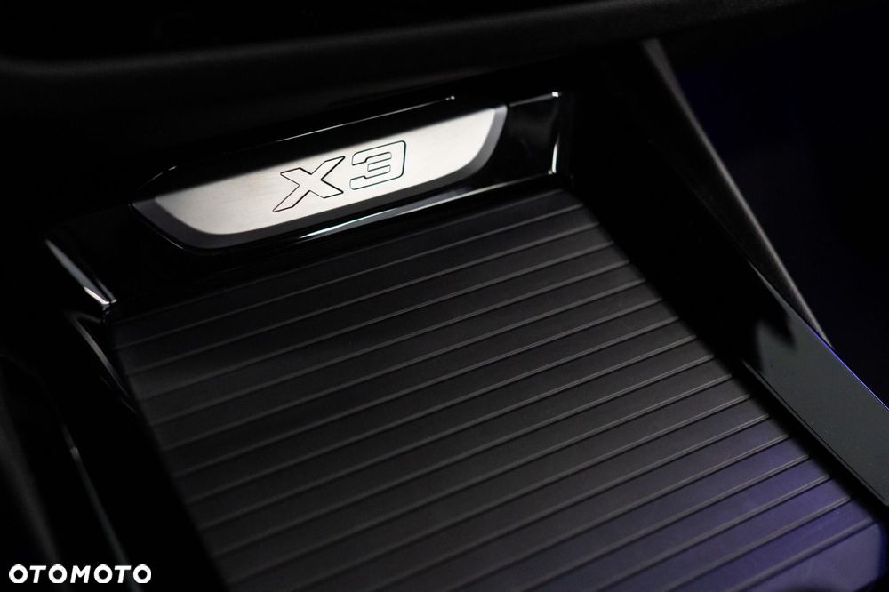 BMW X3 xDrive30e - 29