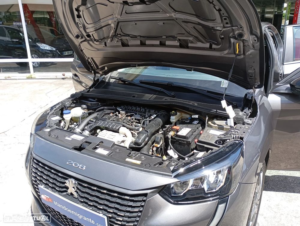 Peugeot 208 PureTech 100 EAT8 Active Pack - 11