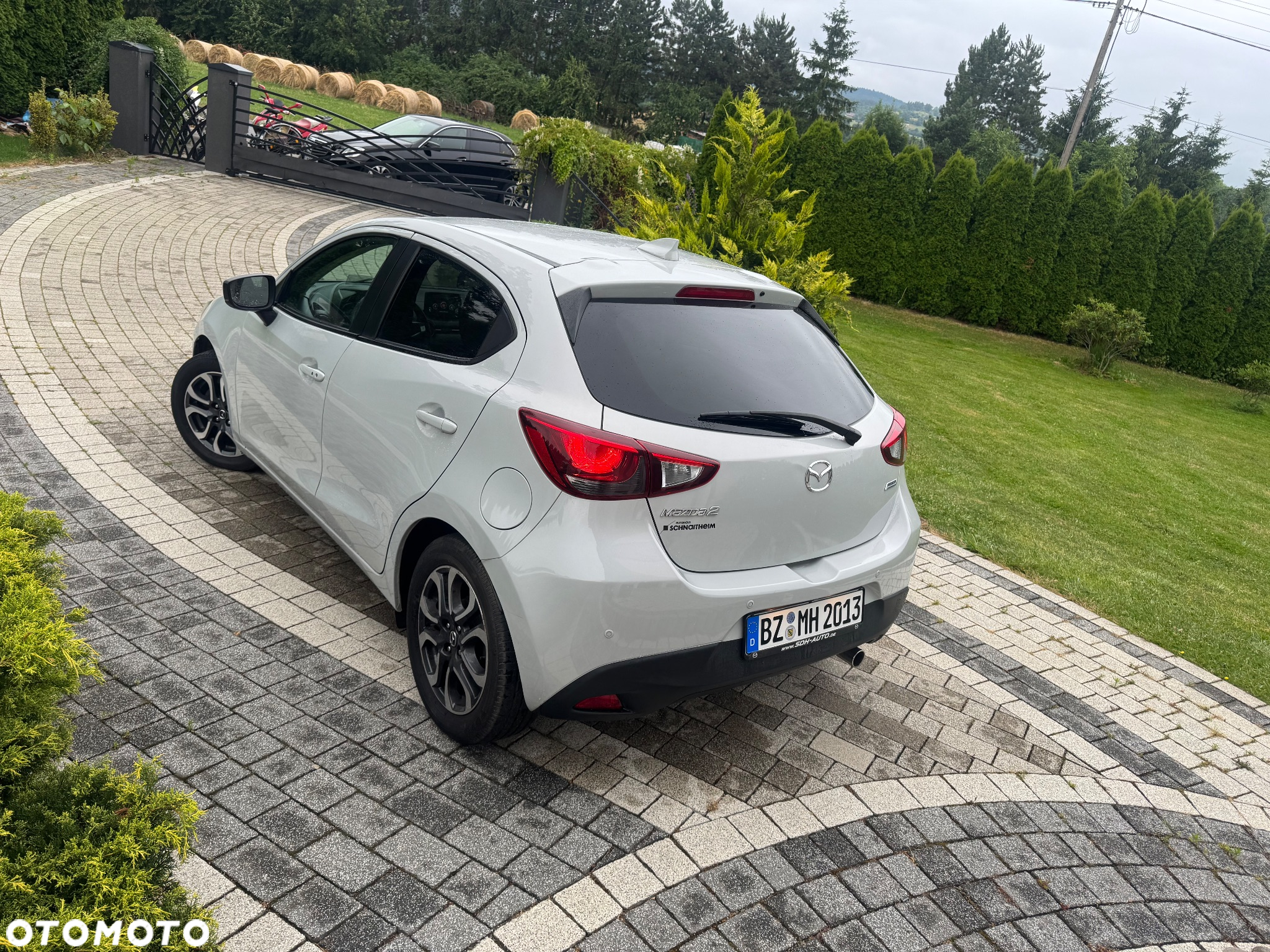 Mazda 2 SKYACTIV-G 90 Homura - 7