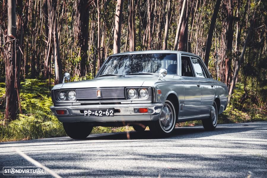 Toyota Crown - 10