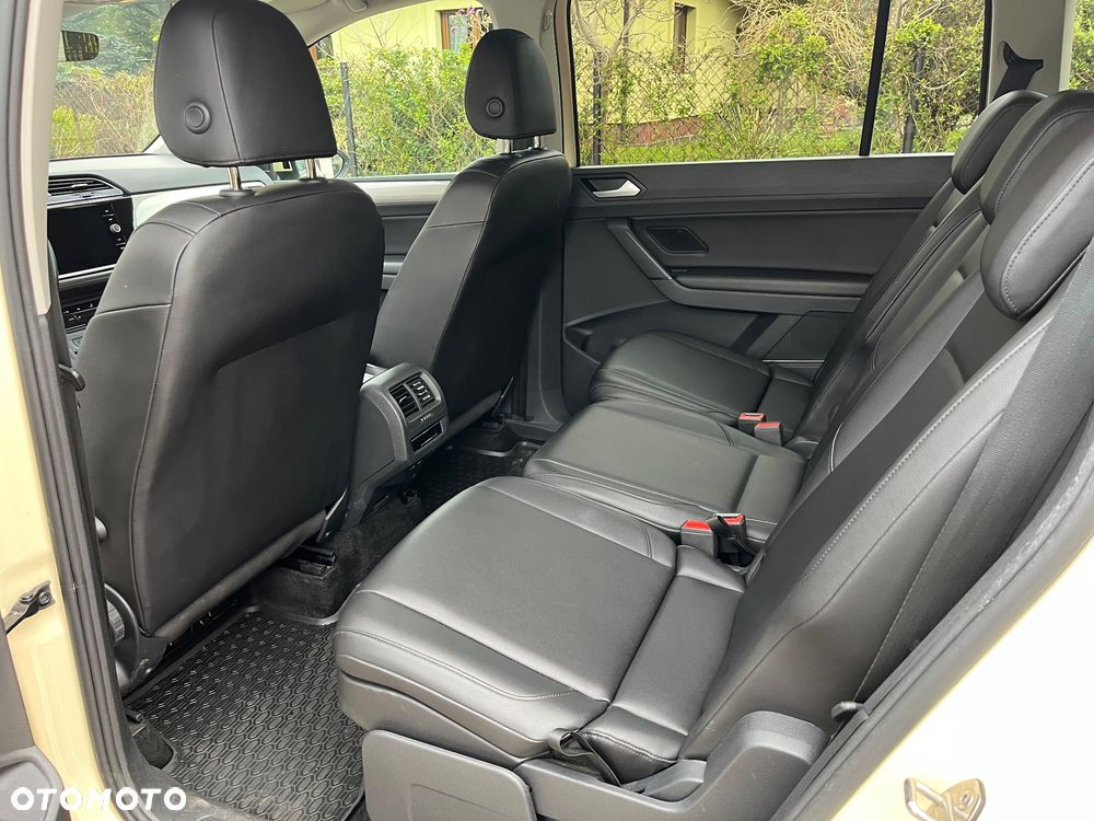 Volkswagen Touran 2.0 TDI BMT Comfortline DSG - 12