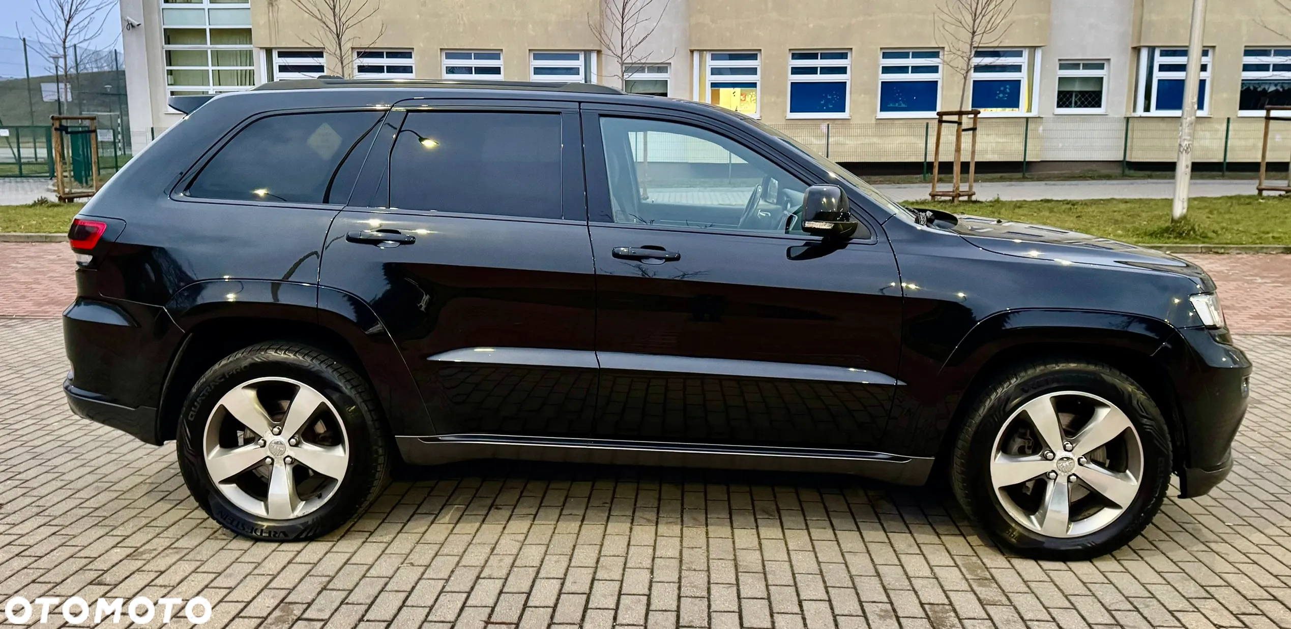 Jeep Grand Cherokee 3.0 CRD Overland Summit - 16