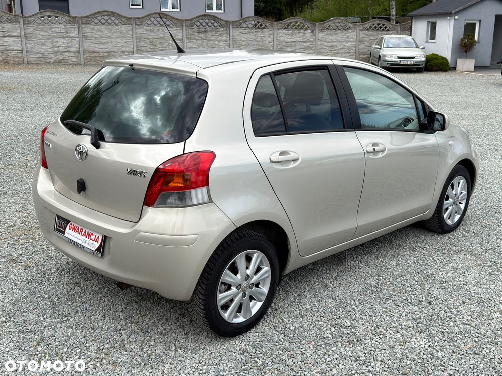 Toyota Yaris 1.33 Prestige - 6