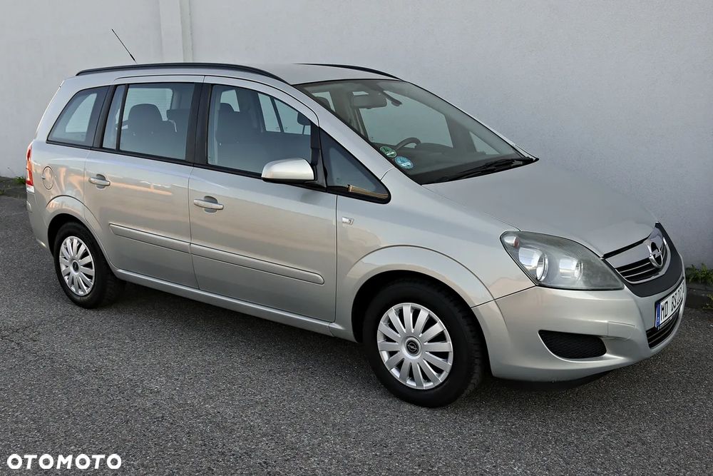 Opel Zafira - 9