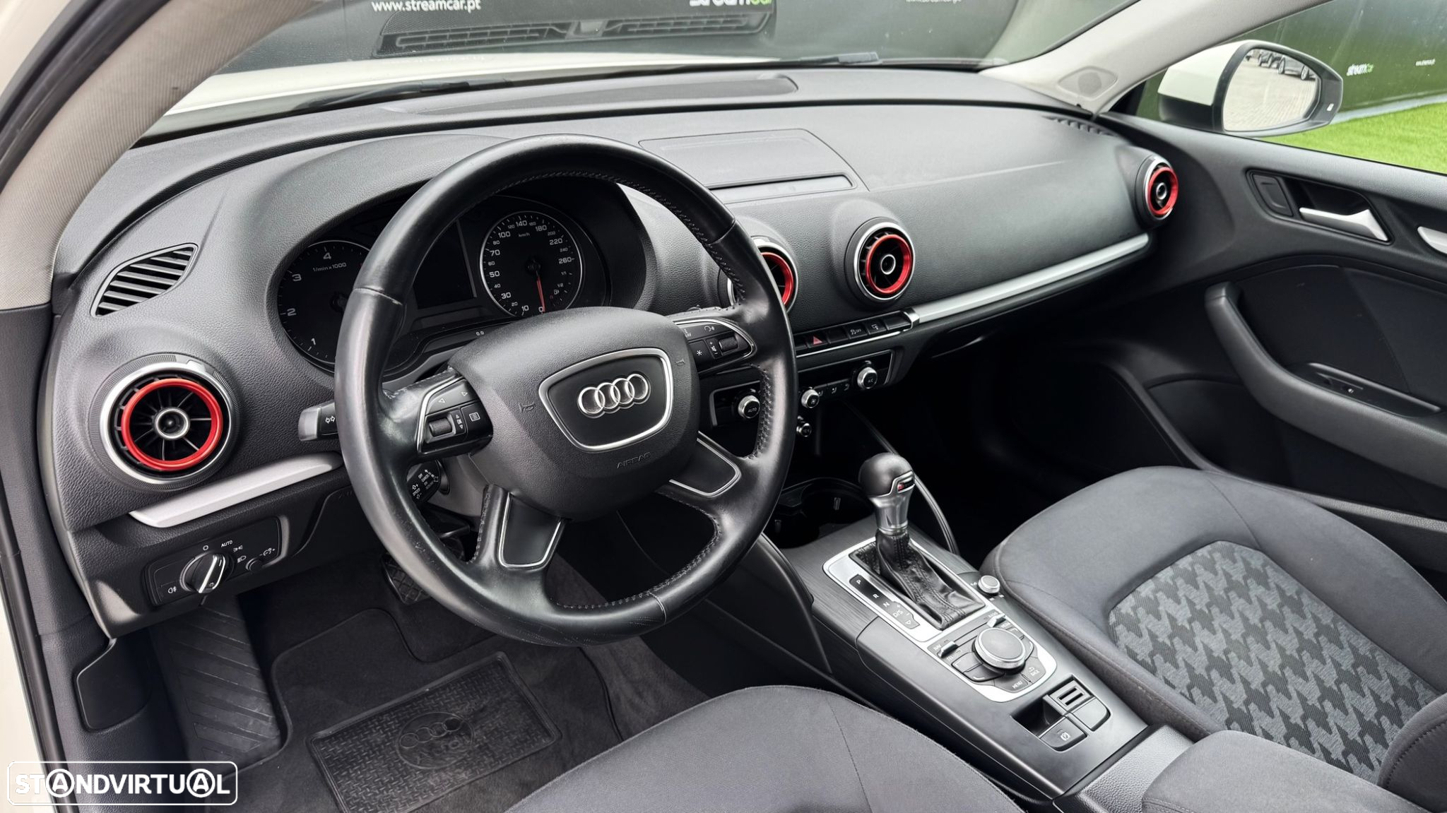 Audi A3 Limousine 2.0 TDI Advance S tronic - 10