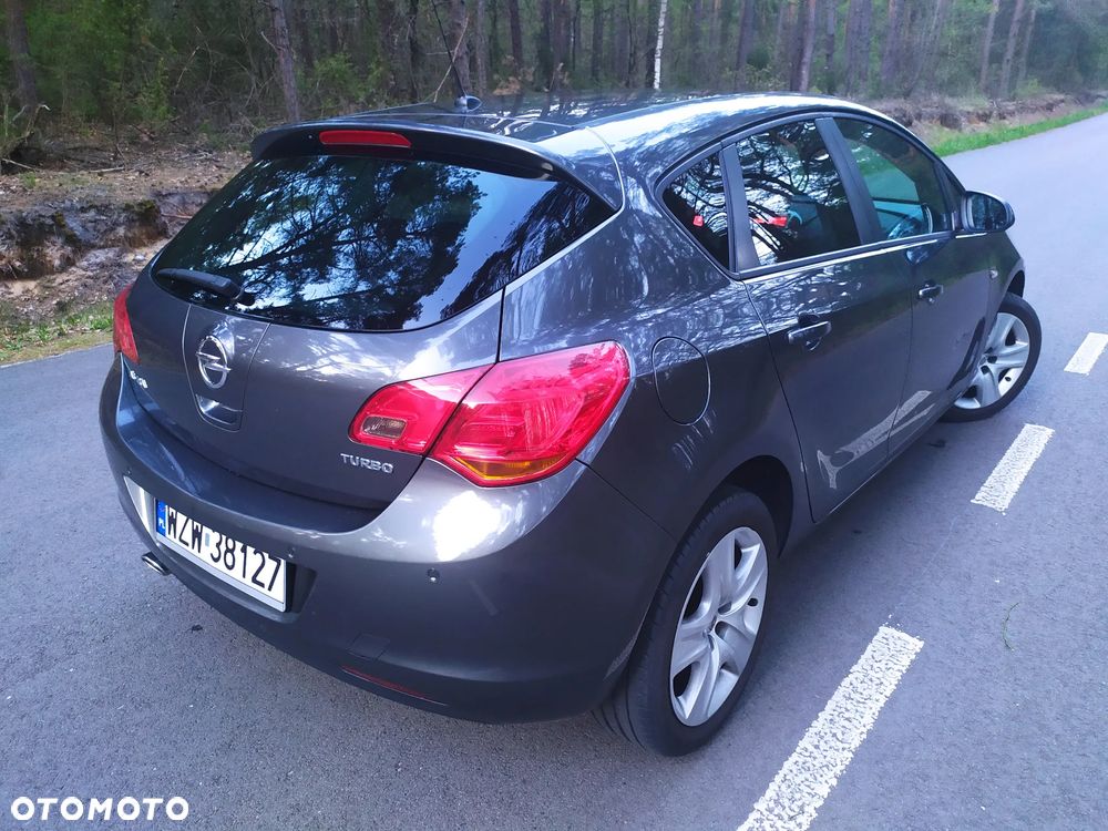 Opel Astra 1.4 Turbo Cosmo - 7