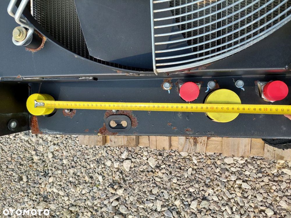 [17][69×70] Chłodnica cieczy oleju wody zespół chłodnic intercooler Manitou MT 1840 [PGI 51146] - 11