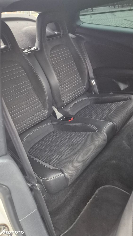 Volkswagen Scirocco - 33