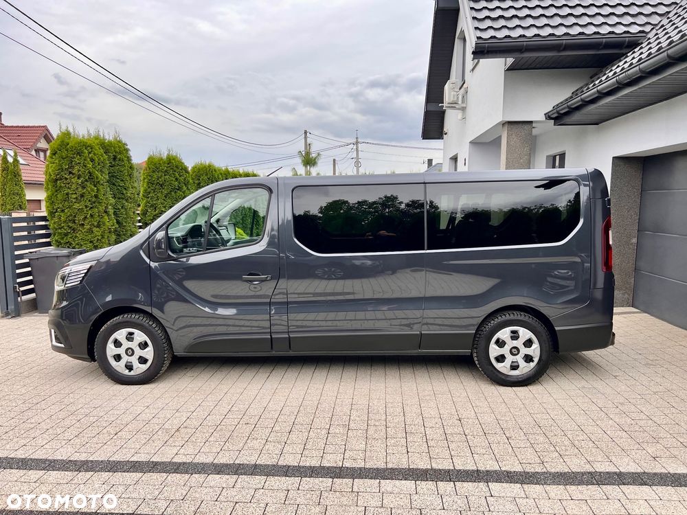 Renault Trafic 2.0 dCi - 24
