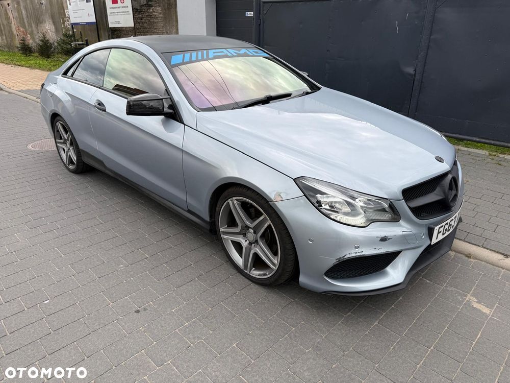 Mercedes-Benz Klasa E 250 CDI DPF BlueEFFICIENCY 7G-TRONIC Avantgarde - 4