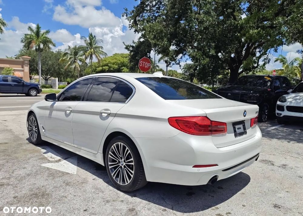 BMW Seria 5 530i - 13