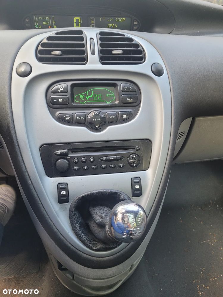 Citroën Xsara Picasso - 7