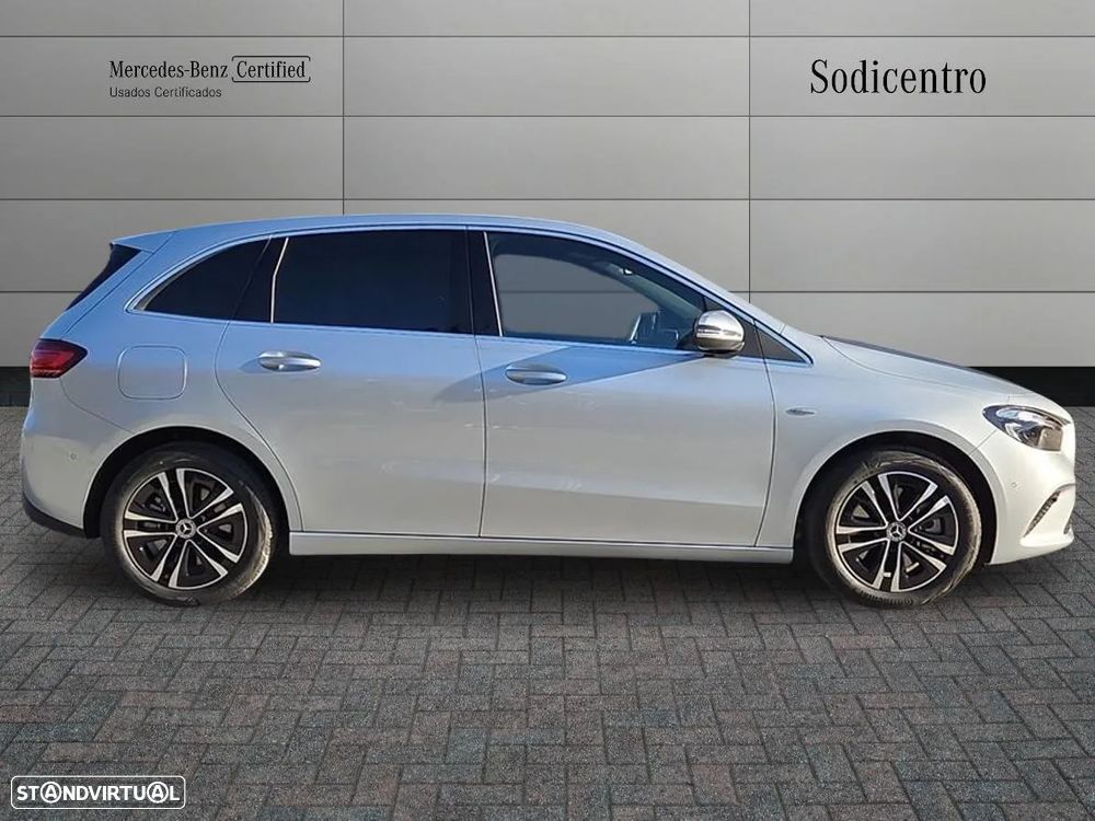 Mercedes-Benz B 250 e - 7