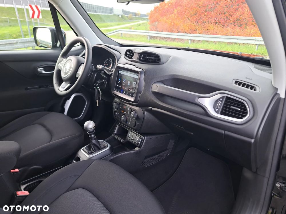 Jeep Renegade - 22