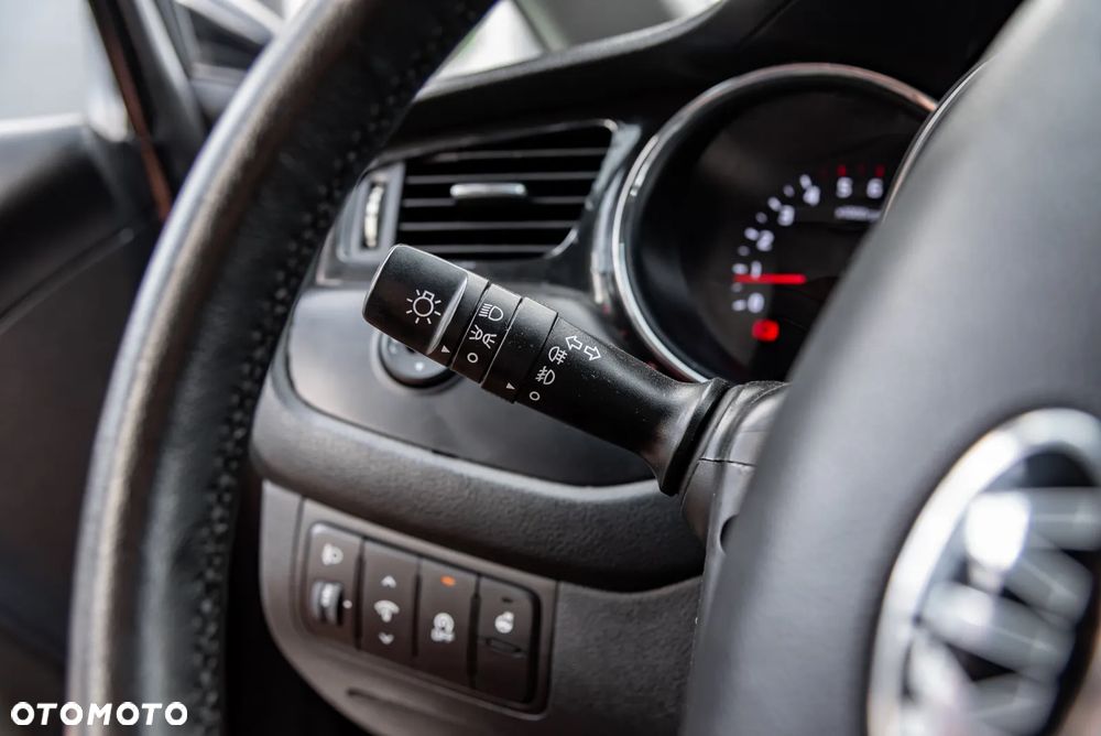 Kia Ceed 1.6 CRDi 128 Platinum Edition - 36
